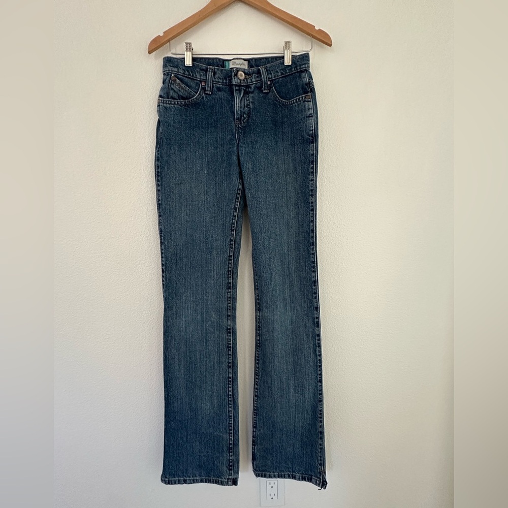 Wrangler Cash Cowgirl Cut Jeans Size